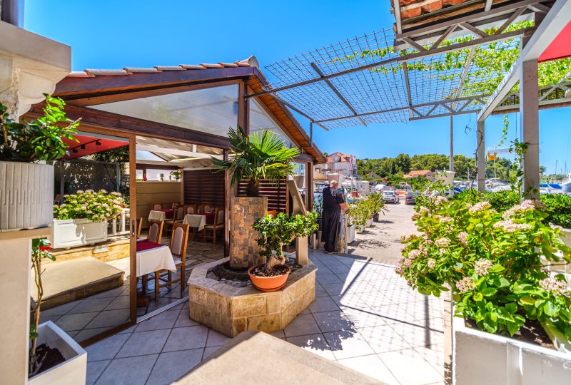 Restoran Palma - Milna - 2500px duza strana (124 of 75) Restoran Palma - Milna - 2500px duza strana (124 of 75)